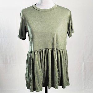 American Eagle Olive Flowy Short Sleeve Top